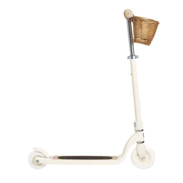 Banwood Max Scooter värissä Cream.