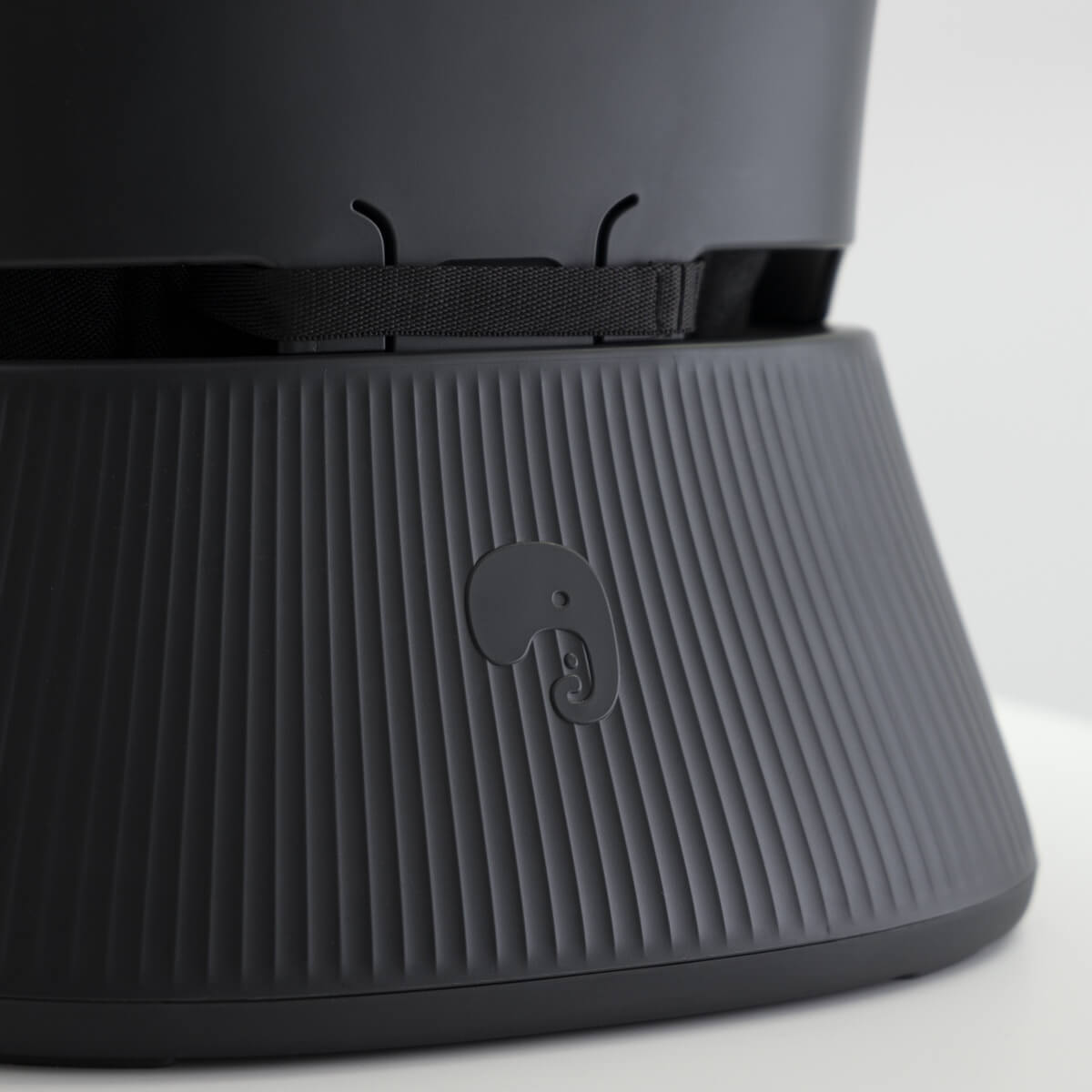 Kannettava syöttötuoli Hannie, Charcoal Black - Image 8