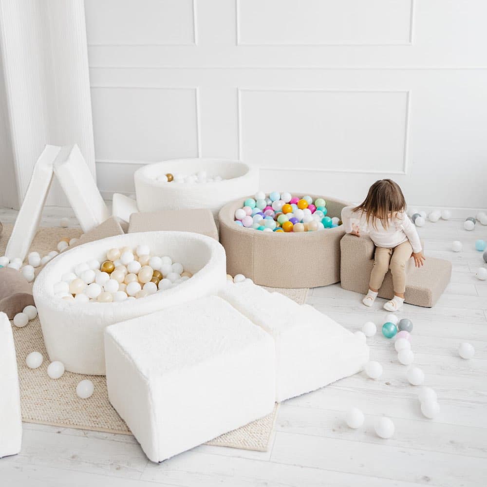 Pallomeri 90x30cm + leikkimoduuli Boucle Beige, valitse pallovärit! - Image 7