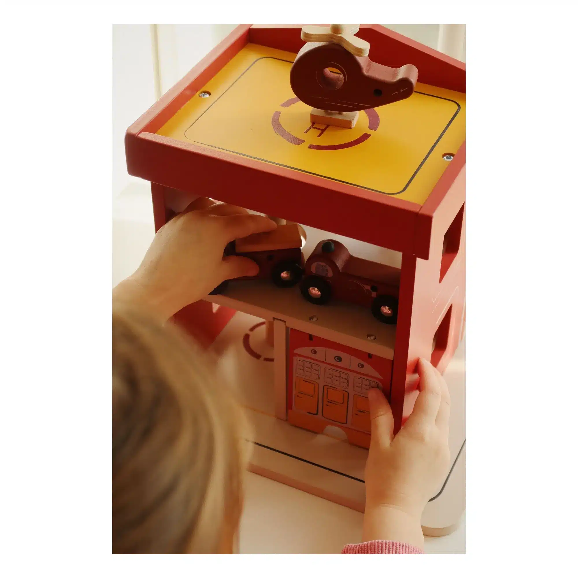 Puinen paloasema, Konges Sloejd - Image 3