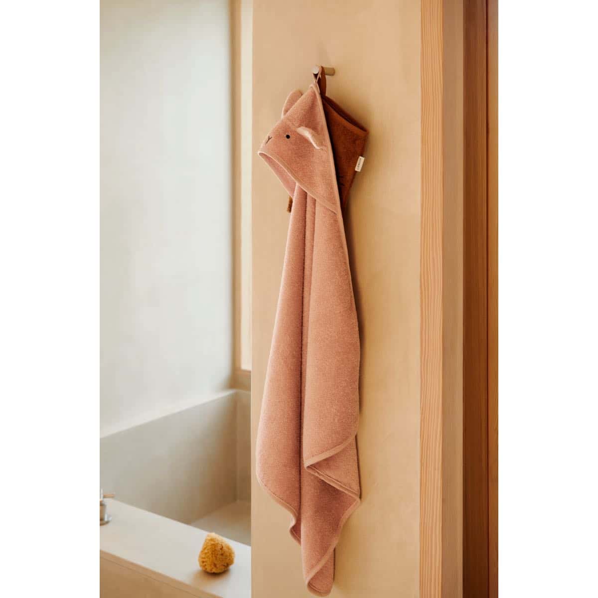 Liewood Vilas Rabbit hupullinen lasten pyyhe, Pale tuscany - Image 3