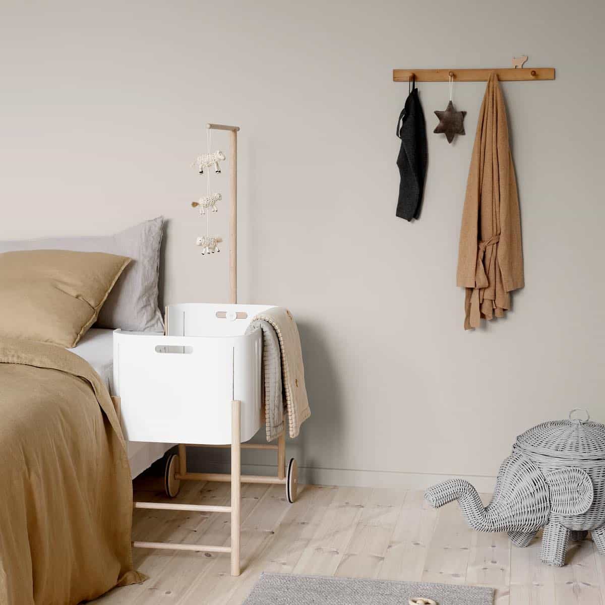 Oliver furniture Co-Sleeper vauvasänky (muuntuva!), White/Oak - Image 3