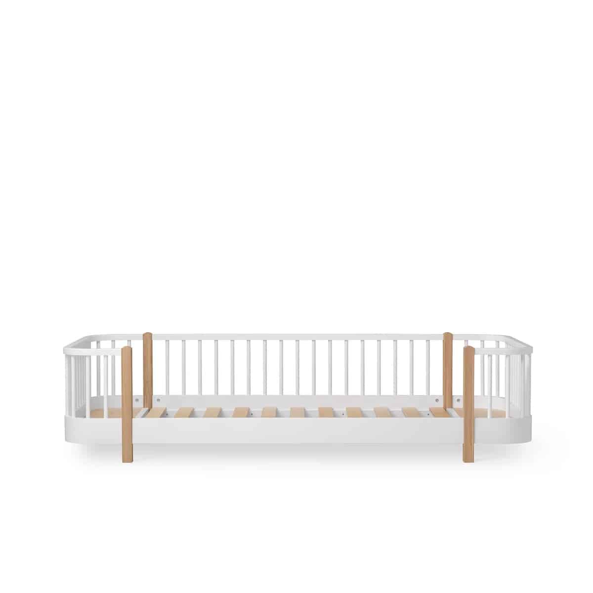 Wood Original lattiasänky 90x200cm White/Oak, Oliver Furniture